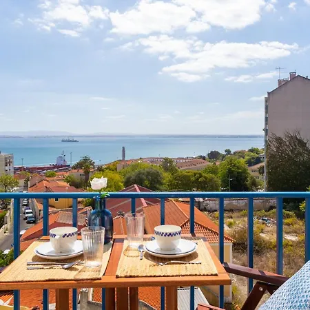 Flh Beato River View With Balcony Lisbon Exterior photo